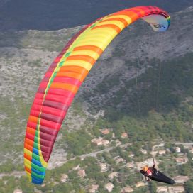 paraglider-cure-en-c.jpg